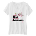 Womens Small White Short Sleeve V-neck Tee